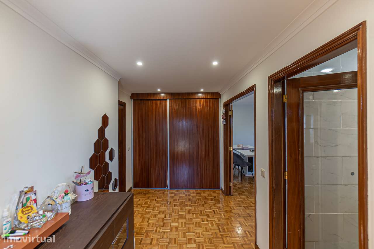 Andar Moradia T3 Duplex em Pedroso-3