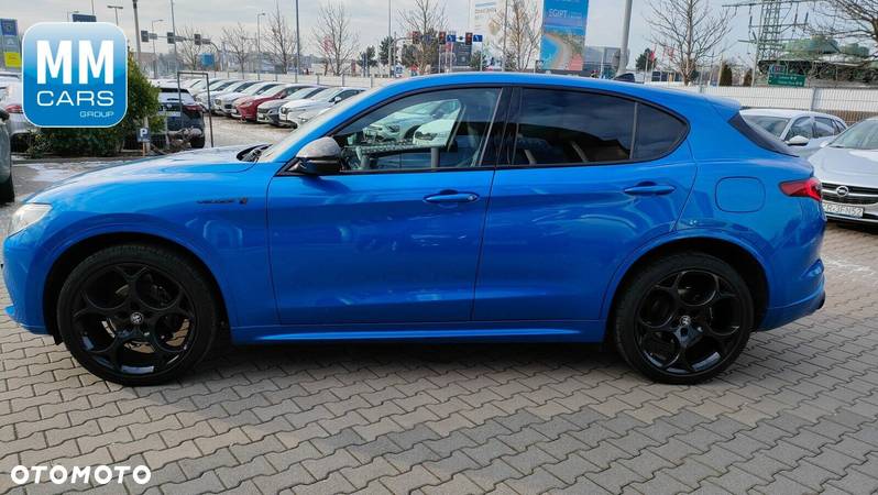 Alfa Romeo Stelvio - 2