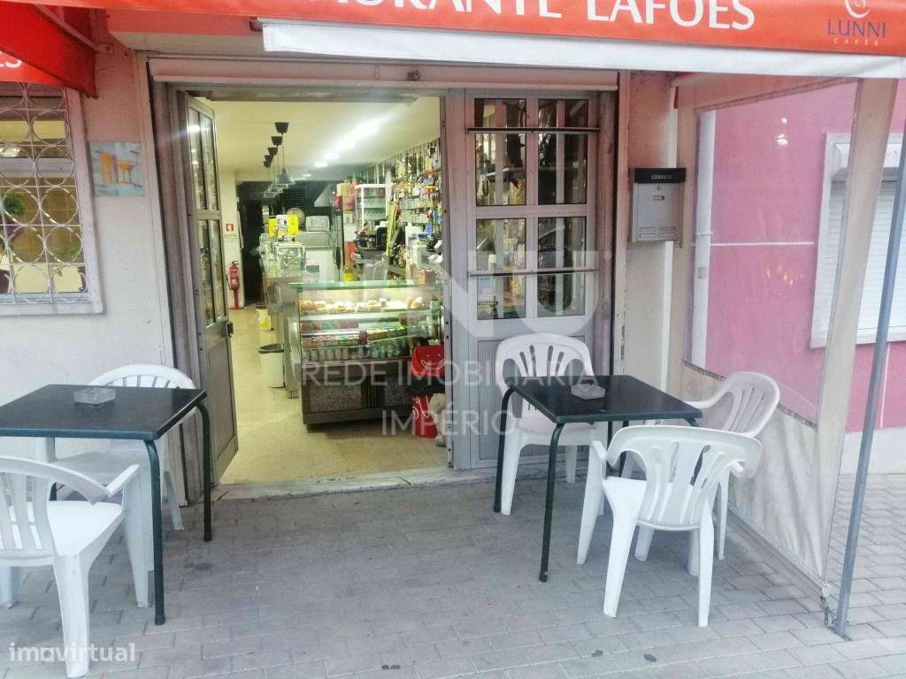 Restaurante totalmente equipado na Damaia de Cima-13