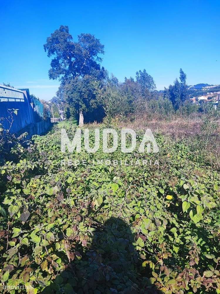 Terreno para construção - Grande imagem: 2/5