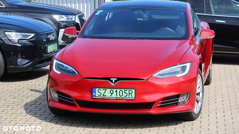 Tesla Model S Long Range Plus - 33