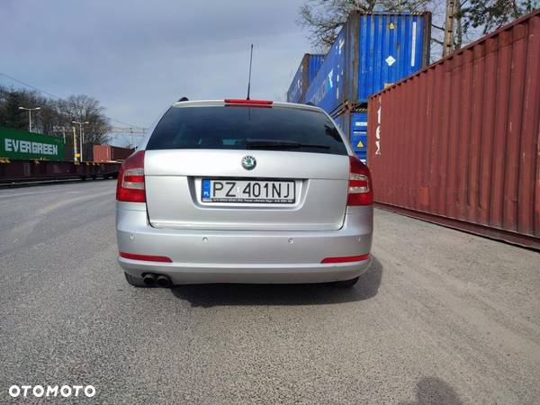 Skoda Octavia 2.0 TFSI RS - 6