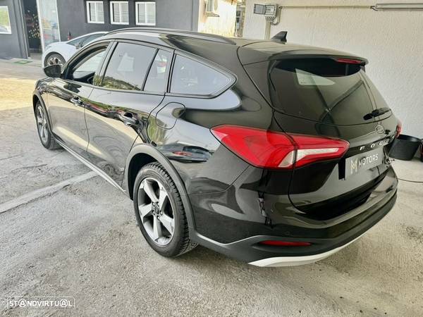 Ford Focus SW 1.0 EcoBoost Active X - 36