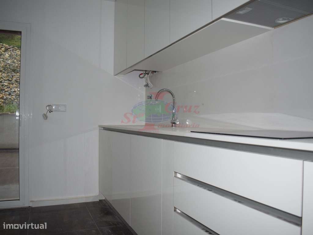 Apartamento T2 - Novo - Bairro de S. Miguel-14