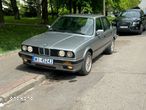 BMW Seria 3 323i - 23