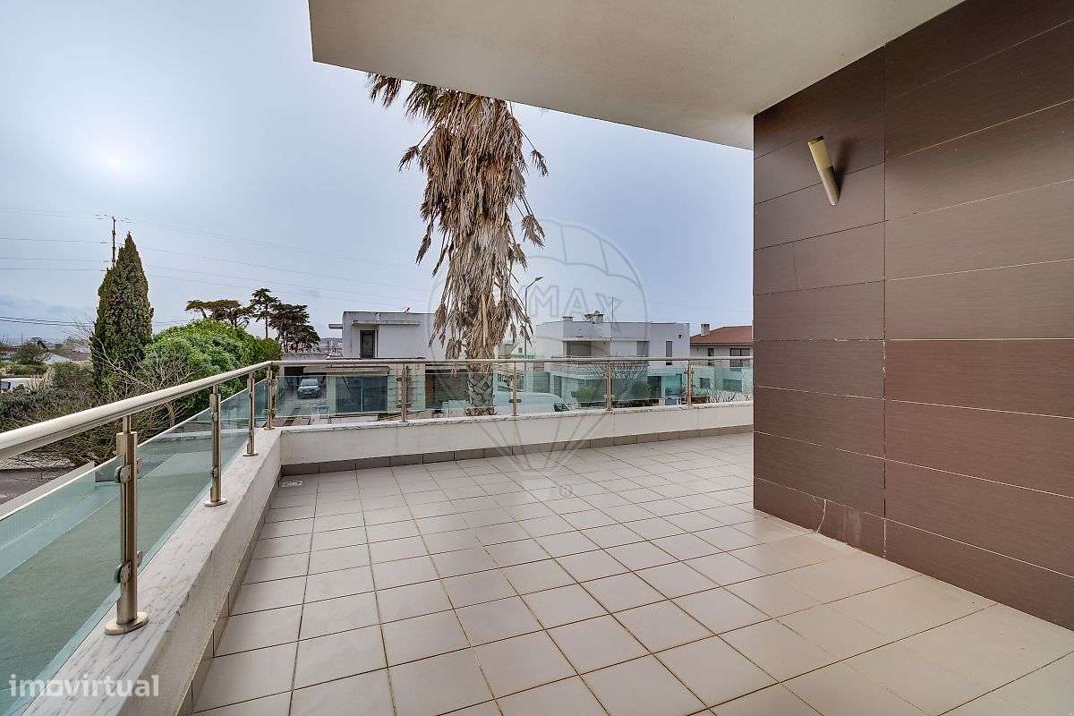 Moradia T4 para venda-25