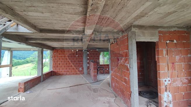 Casă de vacanta cu 6 camere de vanzare Suncuius-3
