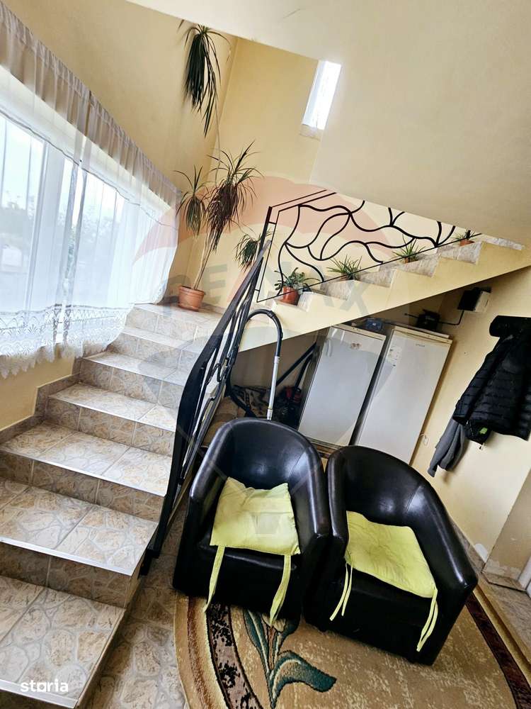 Casă / Vilă cu 5 camere de vânzare - Imagine principală: 3/20