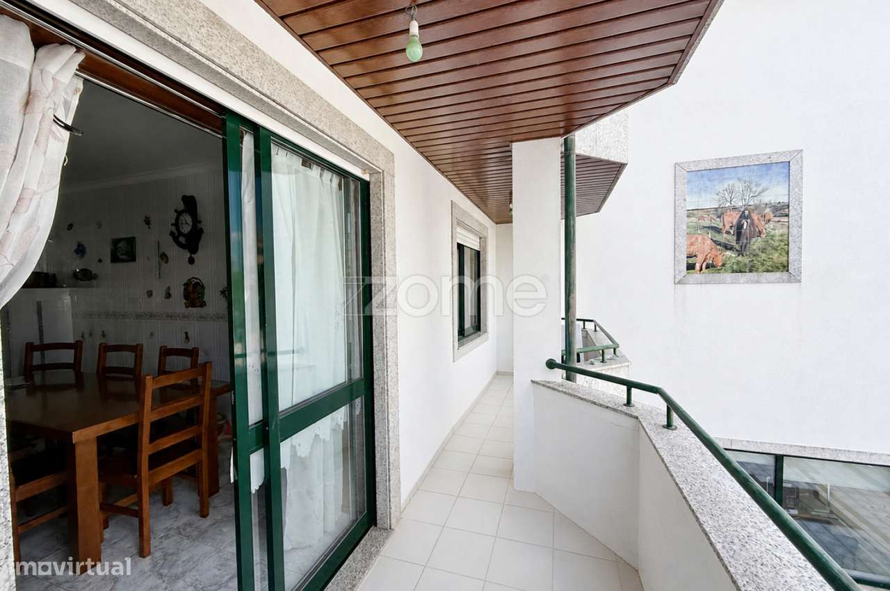 Apartamento T3 no Centro de Salto (Montalegre)-17