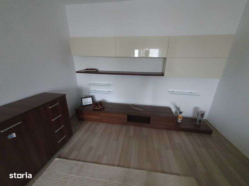 Inchiriez apartament mobilat 2 camere Liceu Bolintineanu -Cal. Rahovei - Imagine principală: 5/6