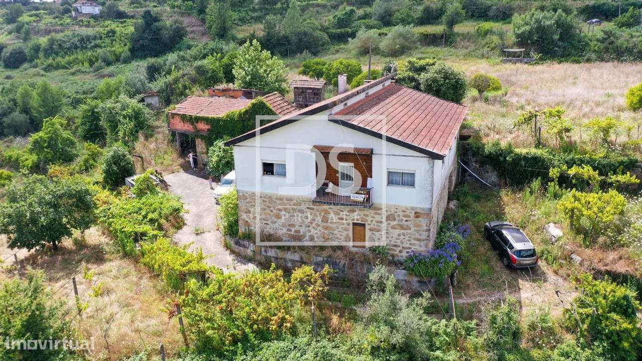 Moradia de dois pisos em Sande, próxima ao rio - Grande imagem: 1/39