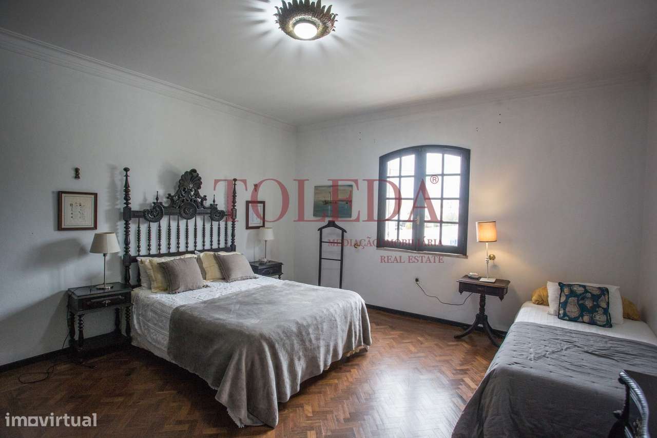 Moradia T7 em Almeirim-30