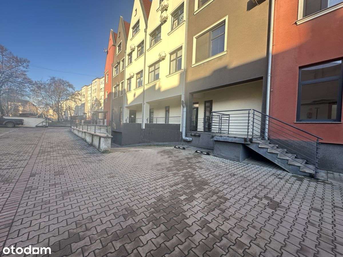 Atrakcyjny lokal 109 m2 Rynek. Witryna - Pełny obrazek: 5/20