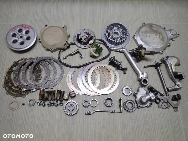 1 Szt. Cewka Cięgno Popychacz Docisk Dekiel Magneta Kosz Kopka Nóżka Biegów Wałek Zaworu Napęd Wysprzęglik Tarcze Tryb Pompa Wody Tulejka Stator Yamaha YZ 250 4DA 88-93r - 1