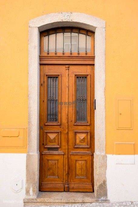 Moradia duplex na Graça com 5 Quartos e Jardim - Grande imagem: 2/25