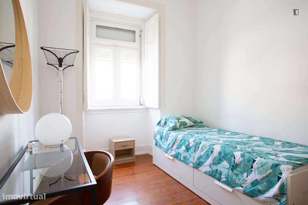 Quarto - localizado em Arroios Lisbon - Grande imagem: 3/6