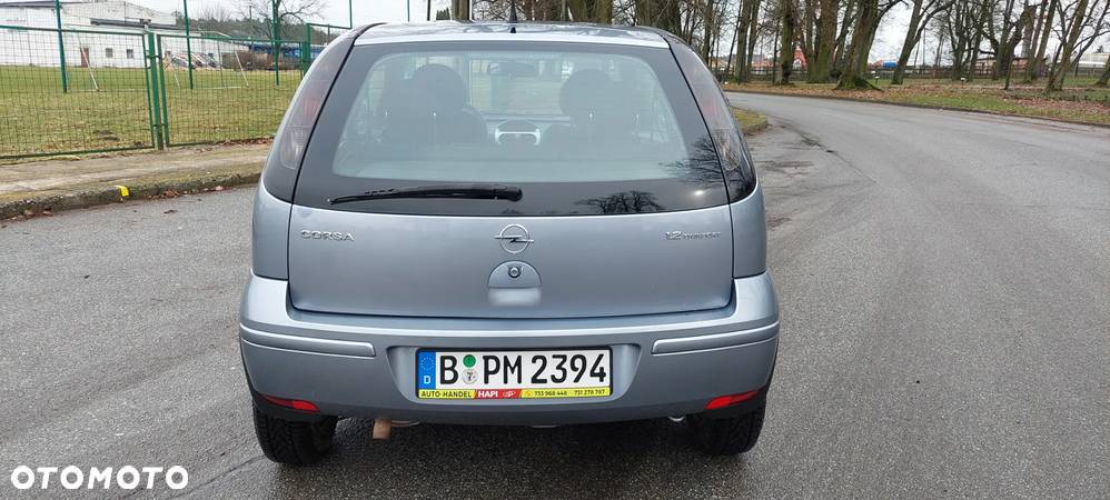 Opel Corsa 1.2 16V Enjoy - 4