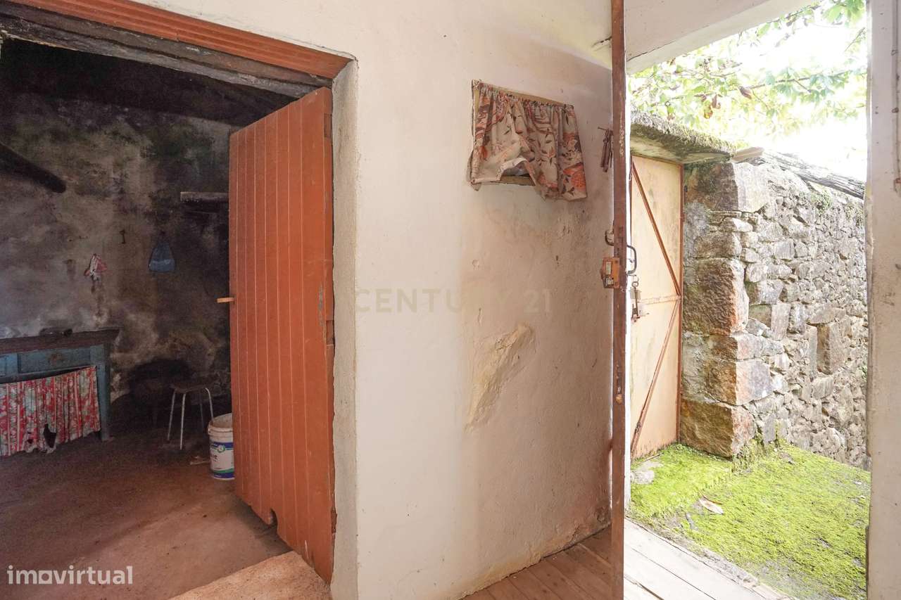 Moradia T3 com terreno e poço - Grande imagem: 4/24