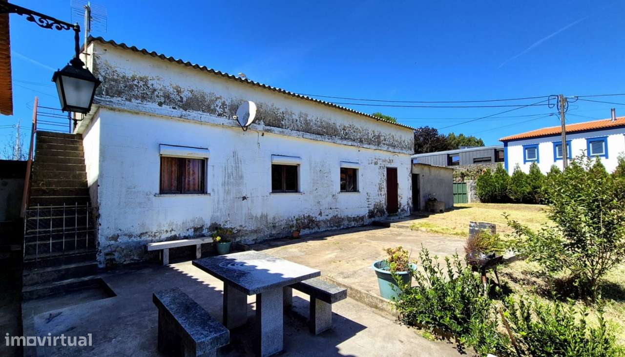 Venda de propriedade c/ duas moradias, V. N. Anha, Viana do Castelo-25