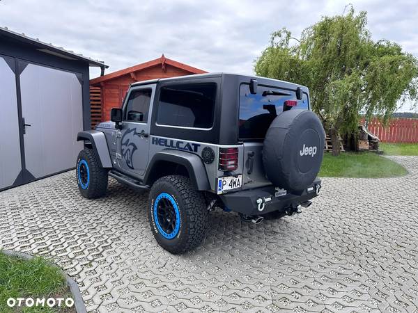 Jeep Wrangler 3.6 X - 6