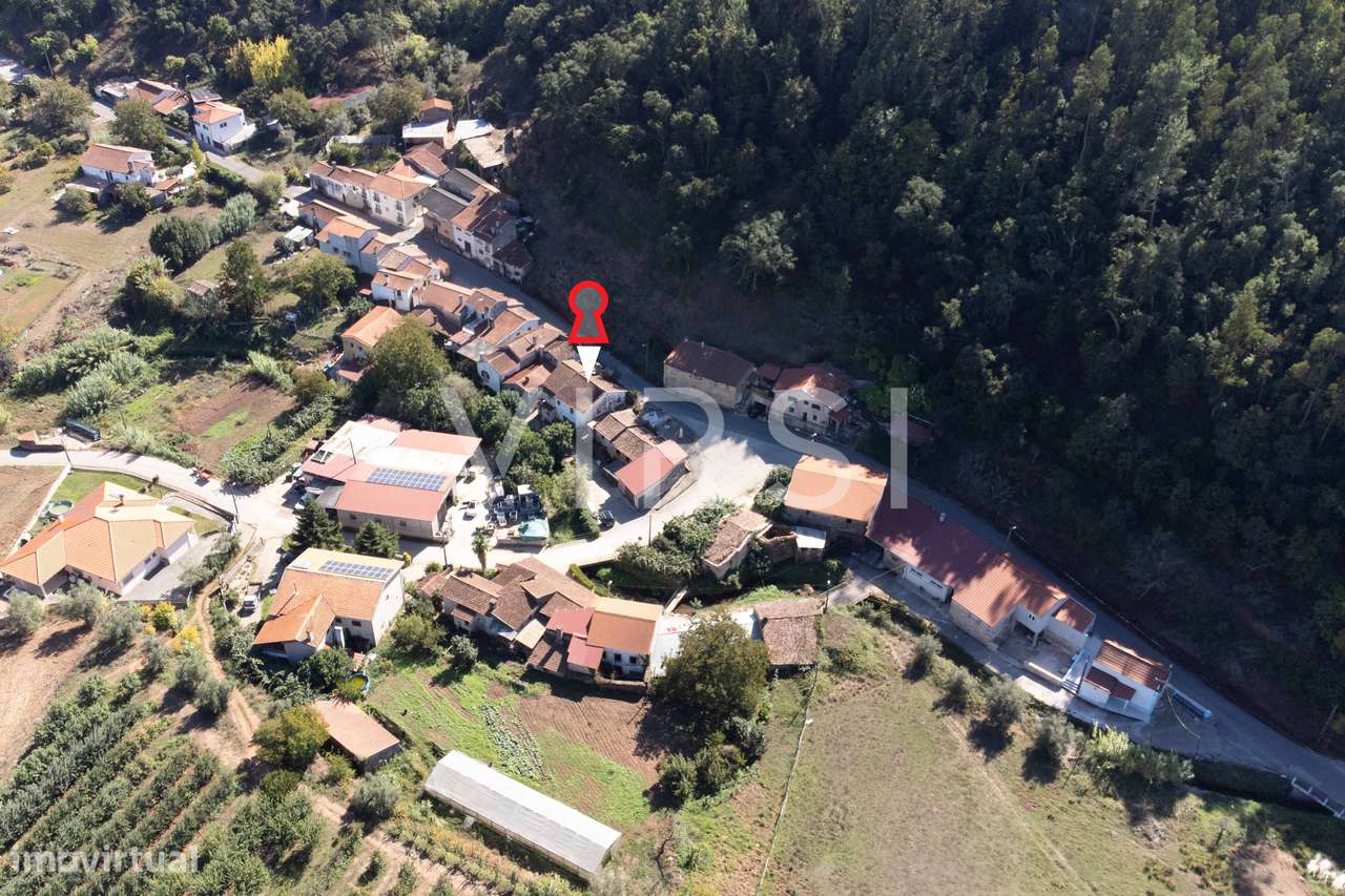 Moradia para reabilitar a 15 min de Coimbra - Urzelhe-27