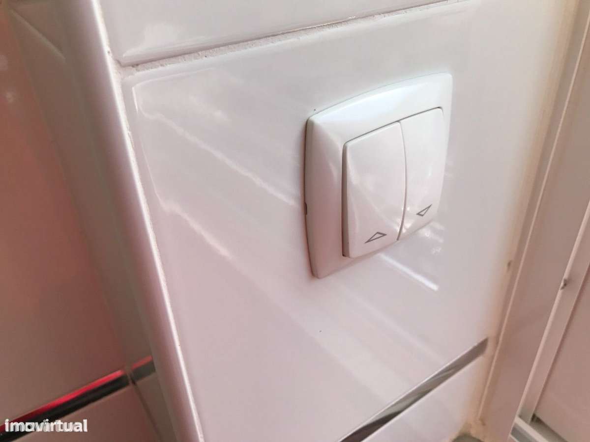 Excelente T2 Remodelado Benfica AV uruguai - Grande imagem: 4/60