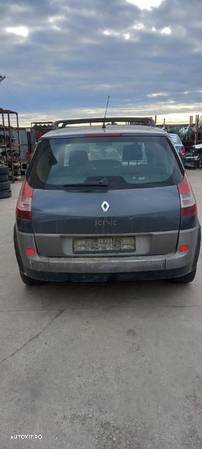 Dezmembram Renault Megane Scenic - 2