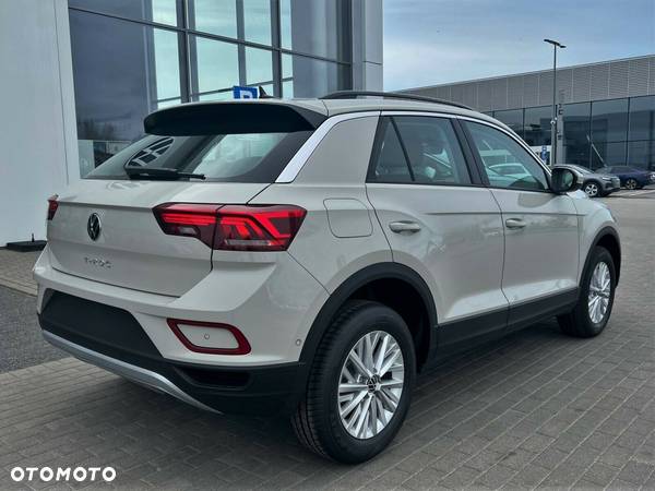 Volkswagen T-Roc 1.5 TSI Life DSG - 4