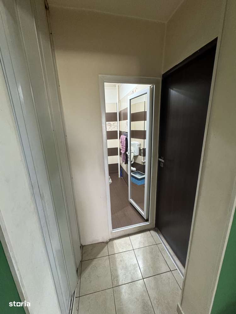 Apartament cu 4 camere foarte spatios zona Rahova Sector 5 - Imagine principală: 3/14