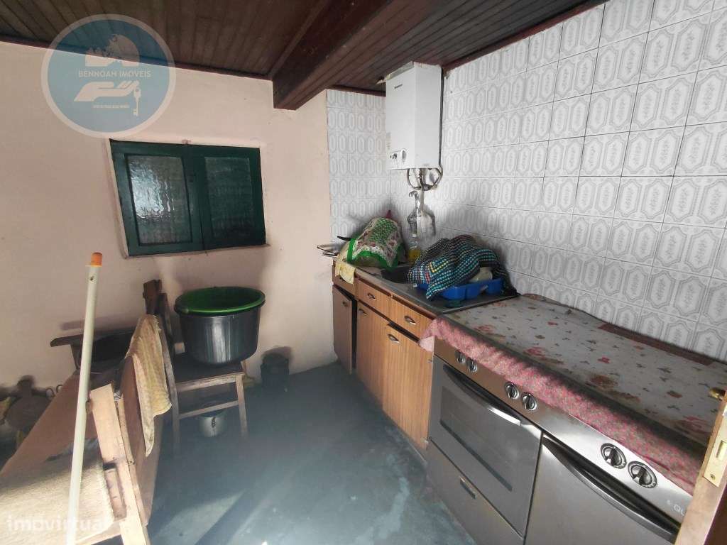 Casa Rústica em Pedra com Terreno para Restauro - Cambeses, Cabecei...-16
