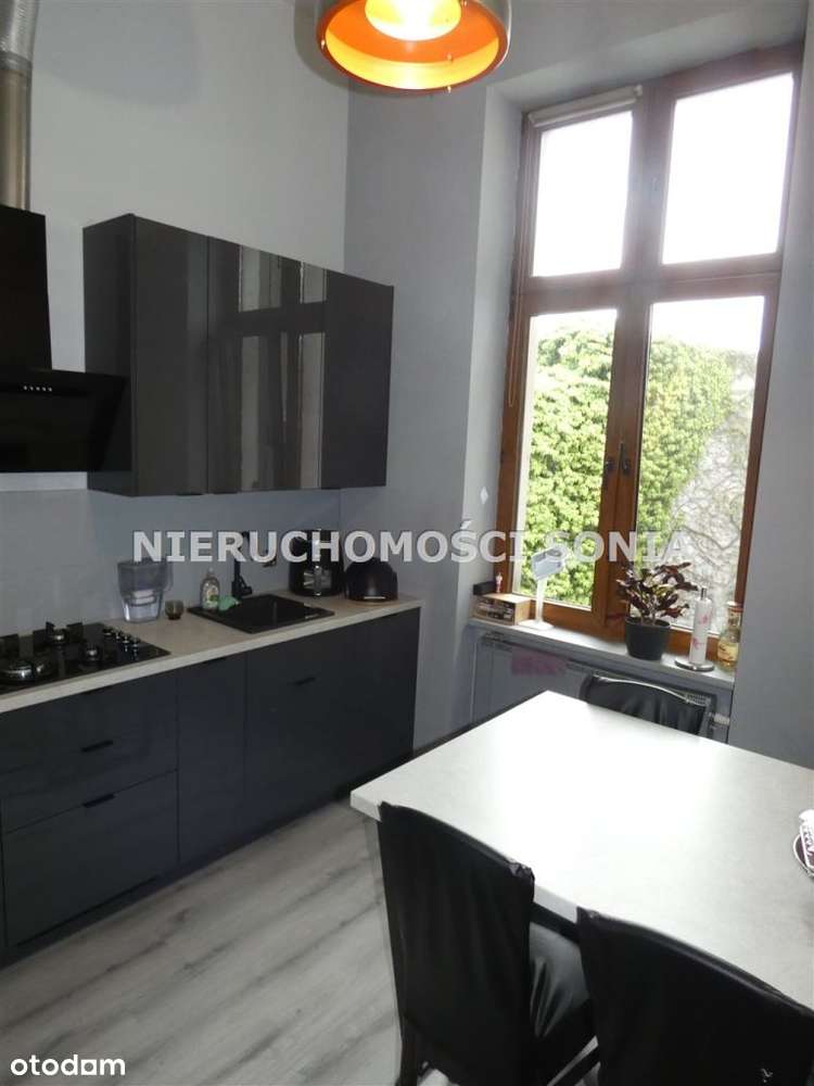 Mieszkanie ścisłe centrum, Sądowa, 110m, po remoncie-9