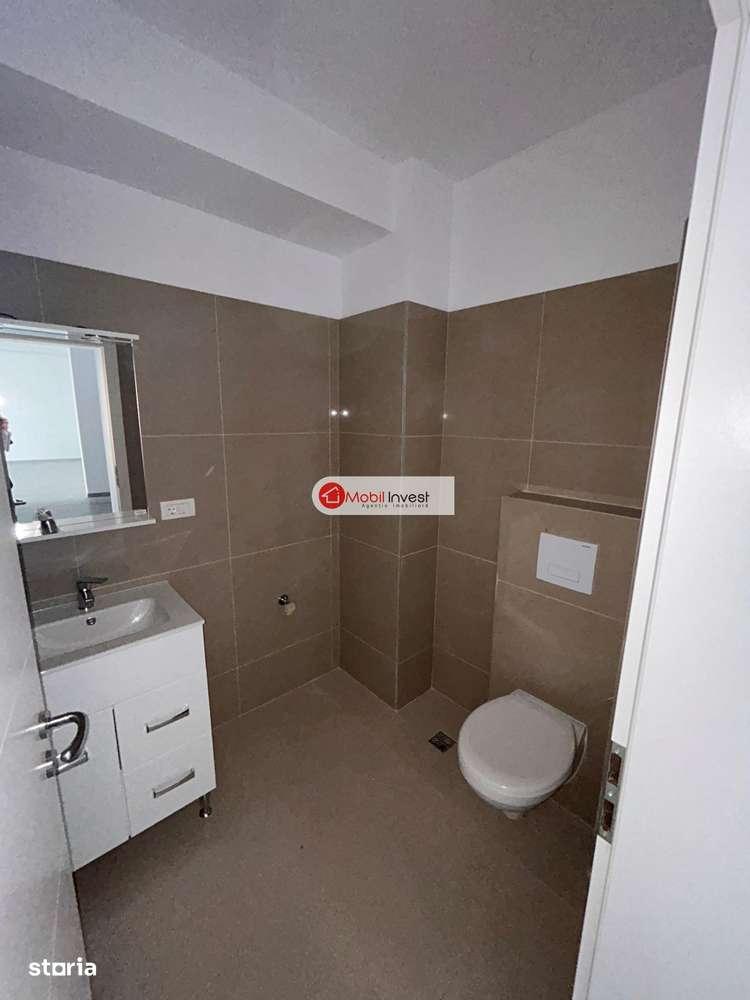 Apartament 3 camere 2 bai Etaj 1 Bloc Nou Finisaje Premium Zona Centru - Imagine principală: 5/6