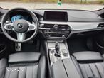 BMW Seria 5 M550d xDrive Touring - 9