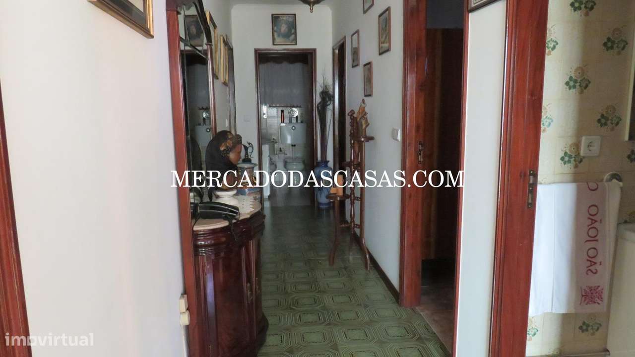 Moradia Isolada T3 em Fiães-4