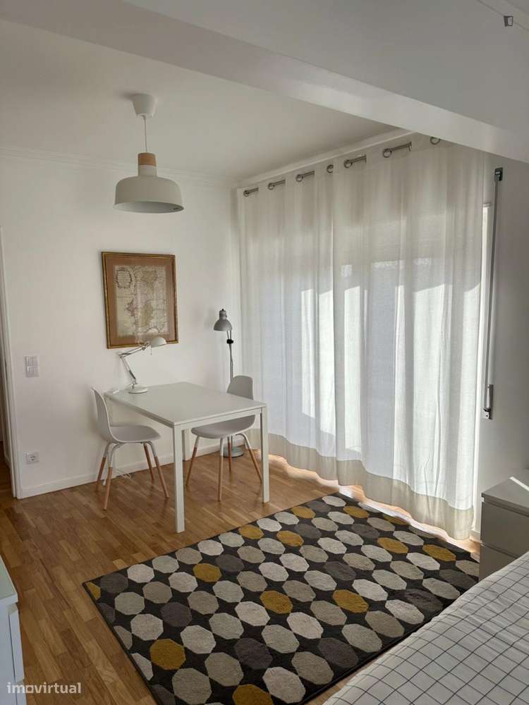 Quarto - localizado em Estoril Lisbon - Grande imagem: 5/6