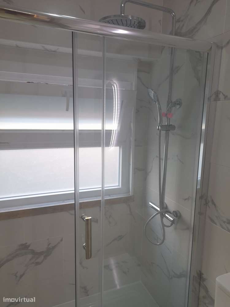 T2 renovado com segurança e vista cidade-7