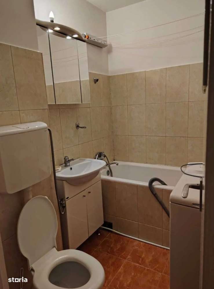 Garsoniera Strada Soarelui - zona Astra - cod 5211-3