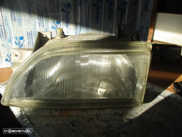 Farol 90084504 FORD TRANSIT 1993 ESQ H4 VALEO - 1