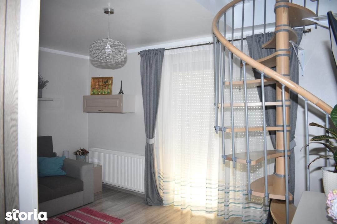 Apartament decomandat cu 1 camera si 1 dormitor in mansarda in Giroc