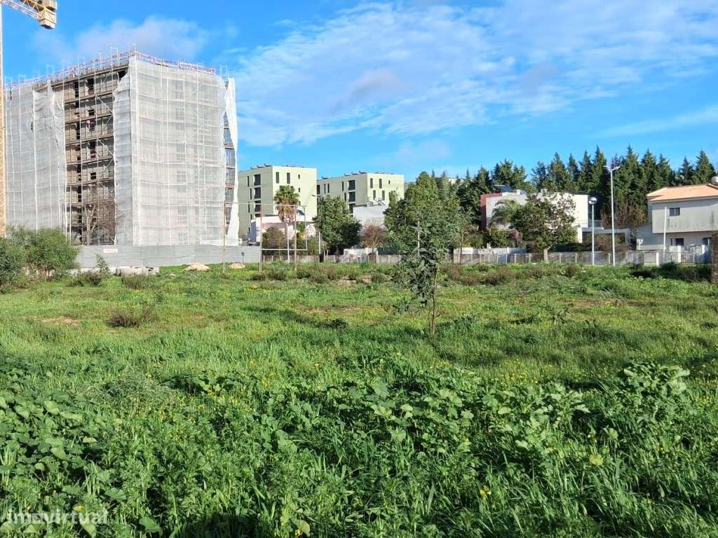 Terreno com Alvará de Loteamento Aprovado para Construção de Grande...-5