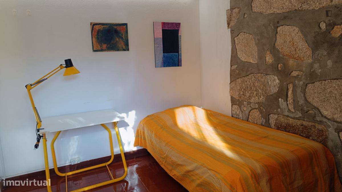 Quarto - localizado em Cedofeita Porto - Grande imagem: 4/10