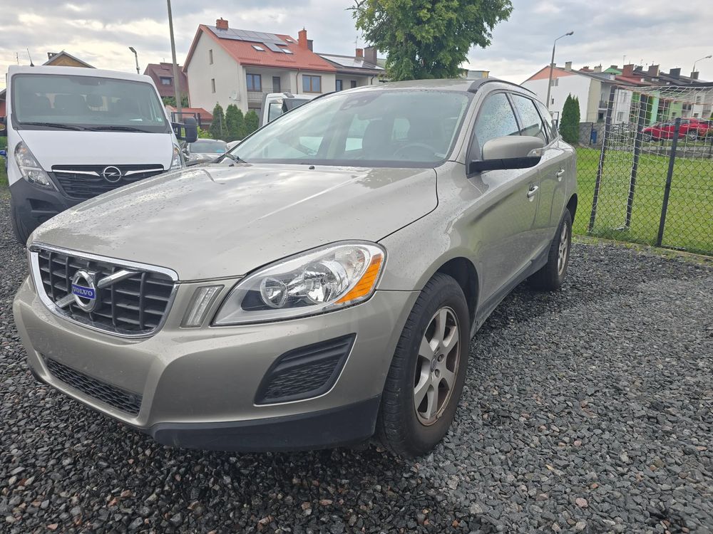 Volvo XC60 I D4 AWD Momentum 2013