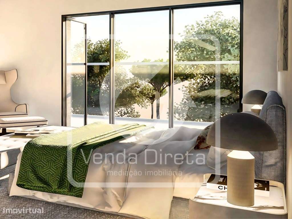 Apartamento De Luxo T3 Com 3 Suites Varandas Arrecadacao E Box N