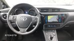 Toyota Auris - 16