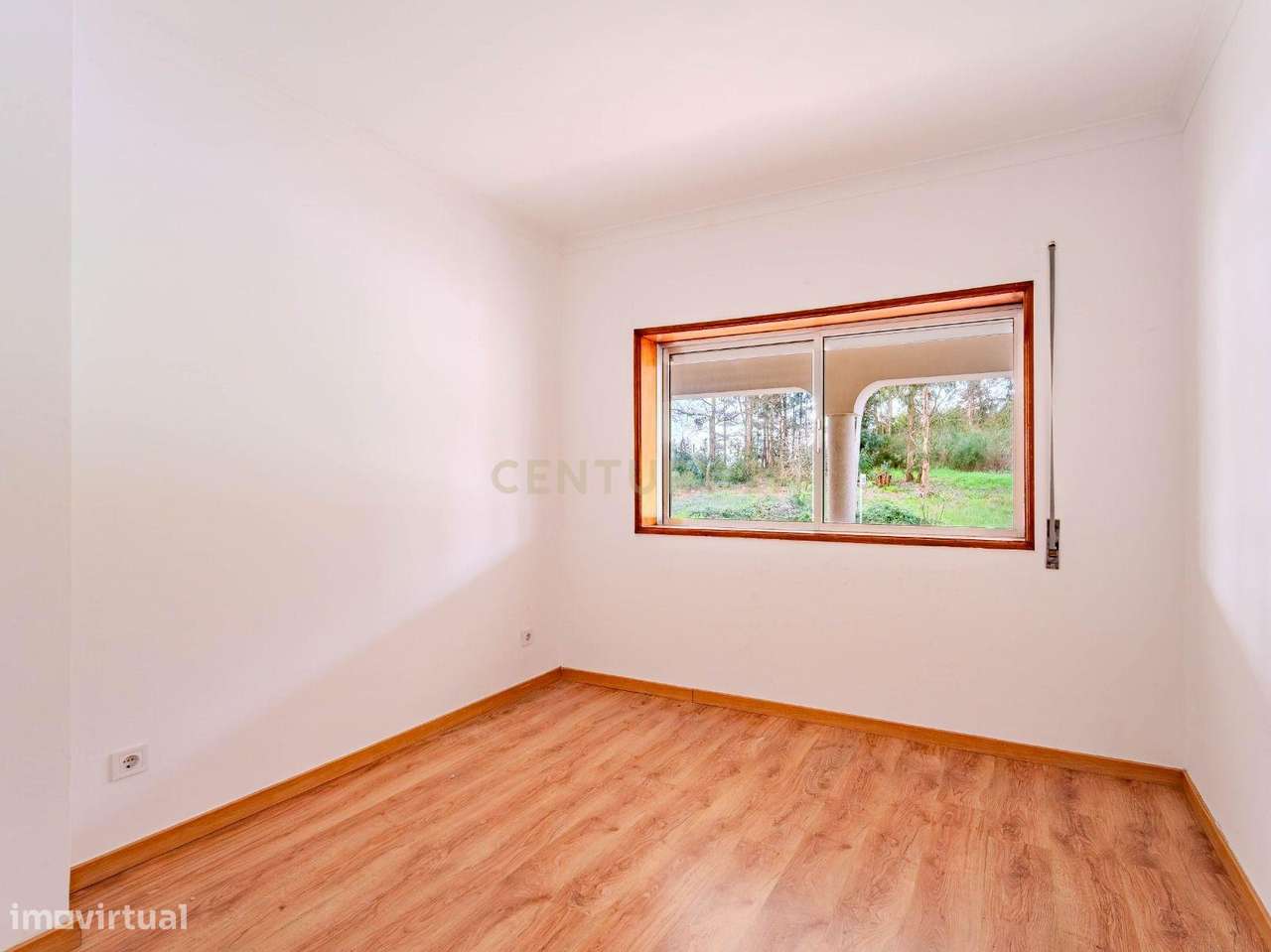 Apartamento T2 com garagem box | Rés-do-chão | Maia-9