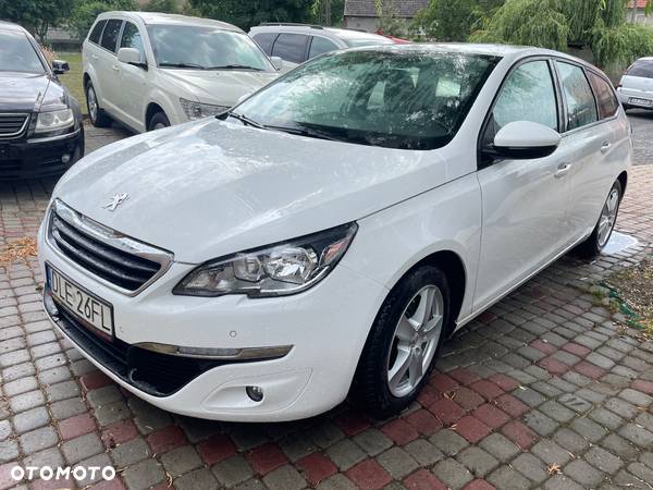 Peugeot 308 1.2 PureTech Allure S&S - 14