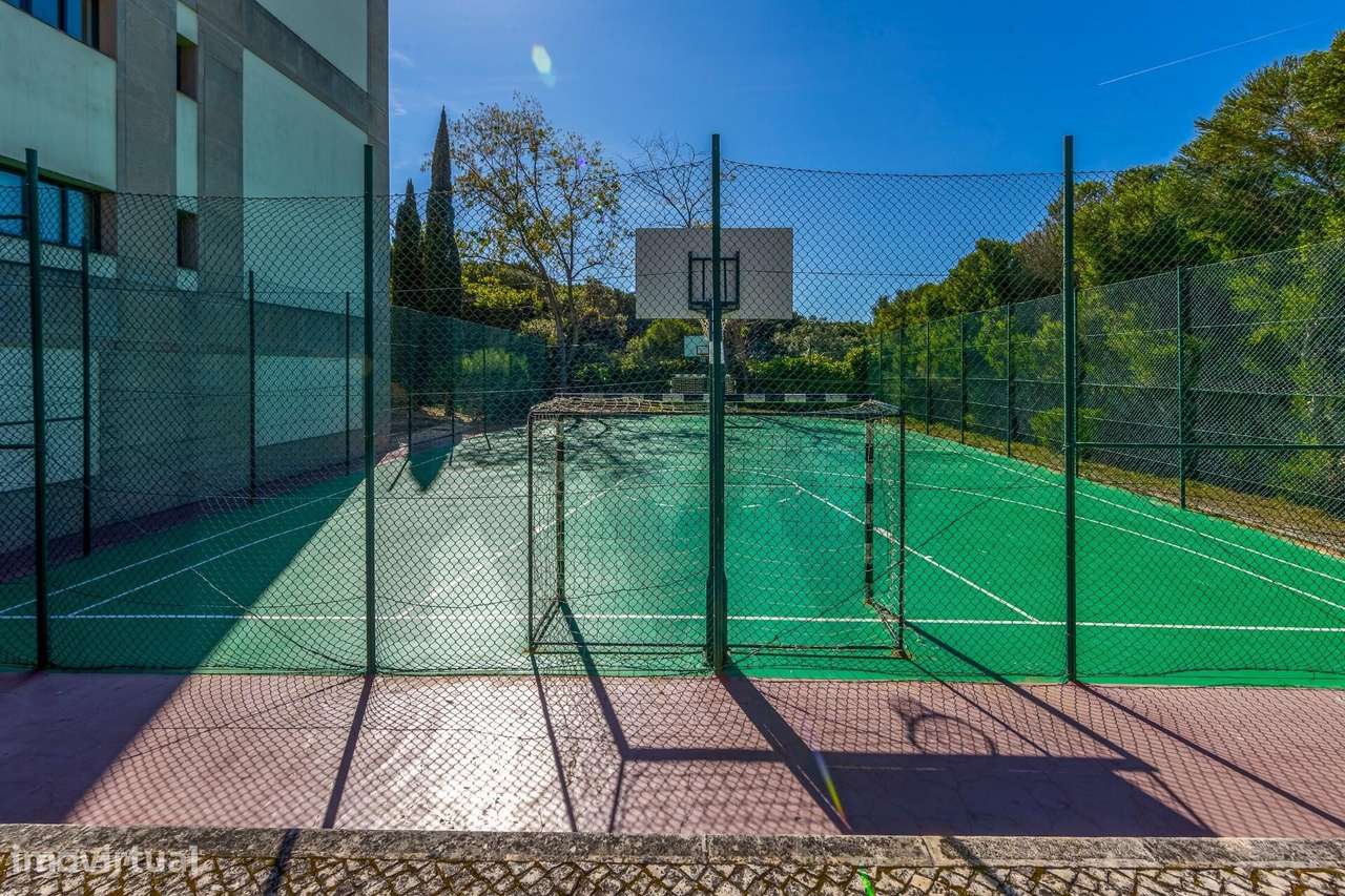 "T3 de Luxo no Prestigiado Villa Restelo"-10