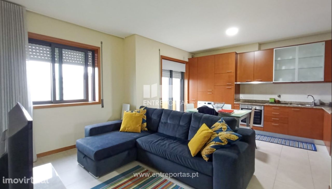 Venda de Apartamento T1+1 próximo da praia, Aver-o-Mar, Póvoa de Var