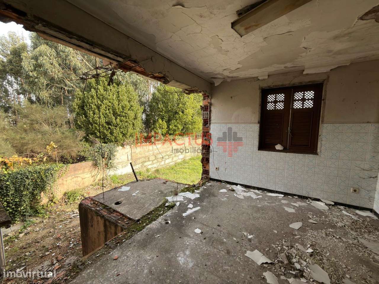 Moradia para Recuperar no Castêlo da Maia-23