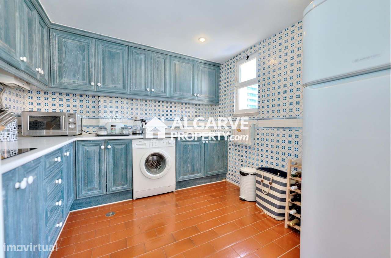 Apartamento T1 Duplex com Vista para a Marina no Centro de Vilamoura - Grande imagem: 4/22